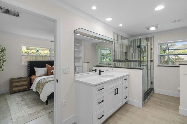 1946 SIERRA CIRCLE S, Largo, FL 33770