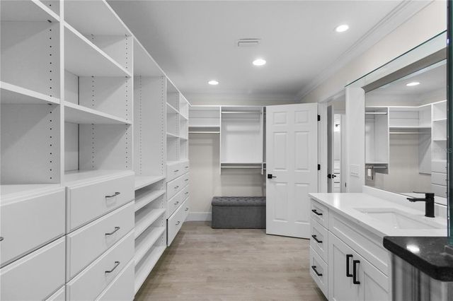 1946 SIERRA CIRCLE S, Largo, FL 33770