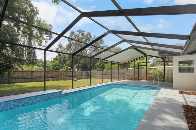 1946 SIERRA CIRCLE S, Largo, FL 33770