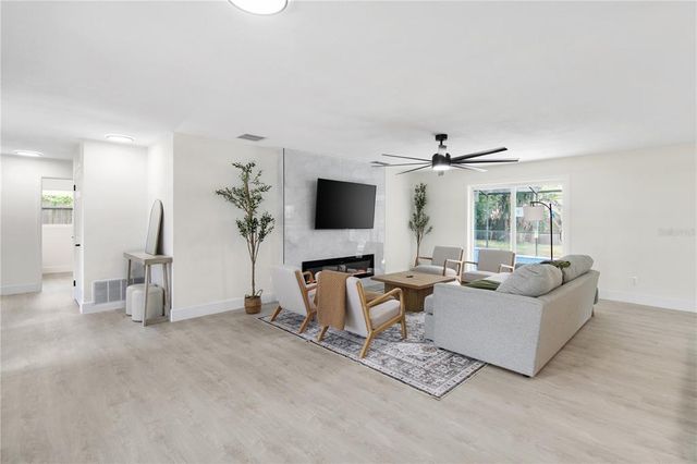 1946 SIERRA CIRCLE S, Largo, FL 33770