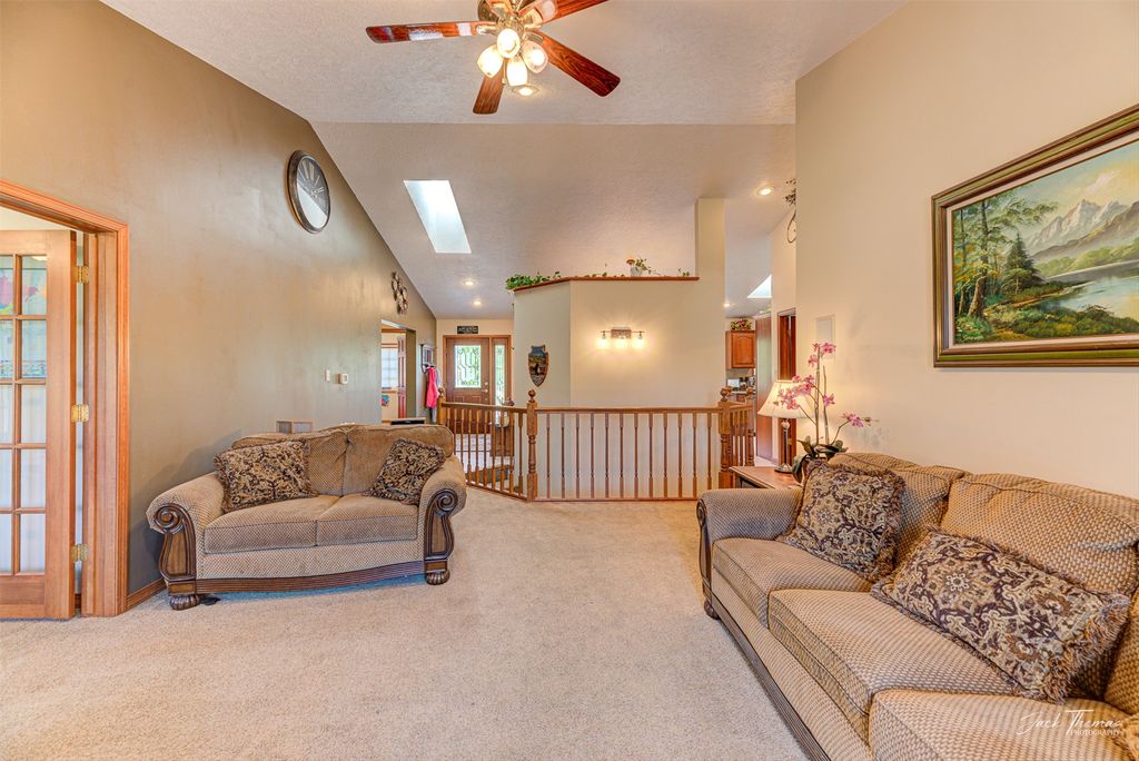Image 10 of property listing at 7 Forest Park Drive, Clancy, MT 59634