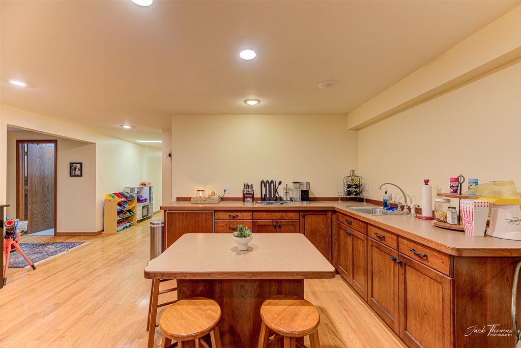 Image 36 of property listing at 7 Forest Park Drive, Clancy, MT 59634