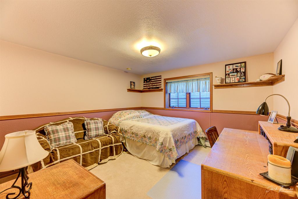 Image 40 of property listing at 7 Forest Park Drive, Clancy, MT 59634