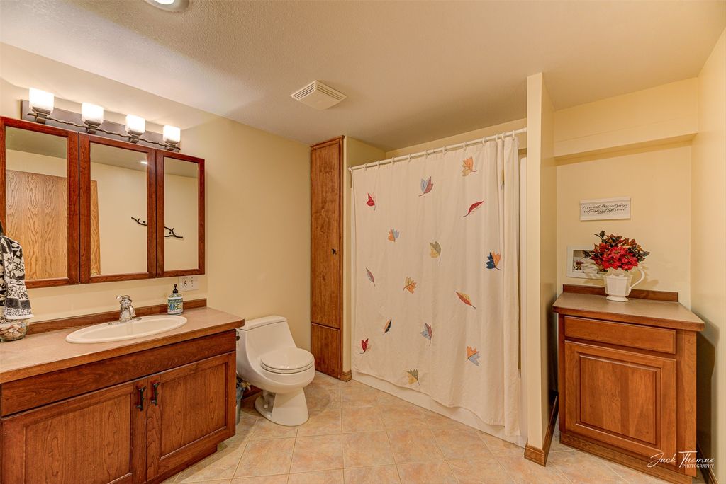 Image 42 of property listing at 7 Forest Park Drive, Clancy, MT 59634