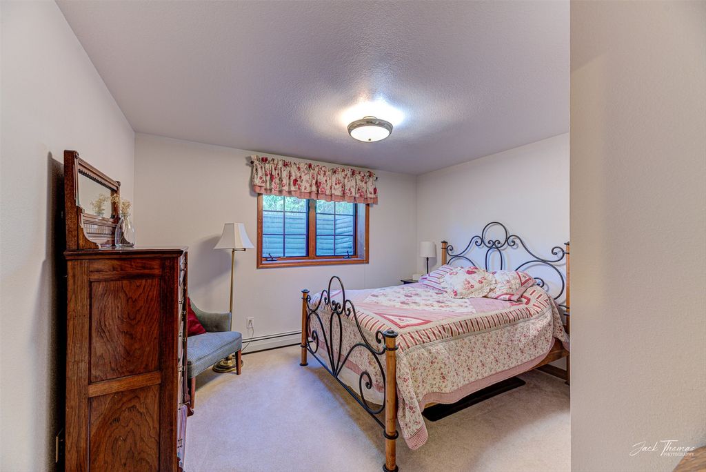 Image 43 of property listing at 7 Forest Park Drive, Clancy, MT 59634