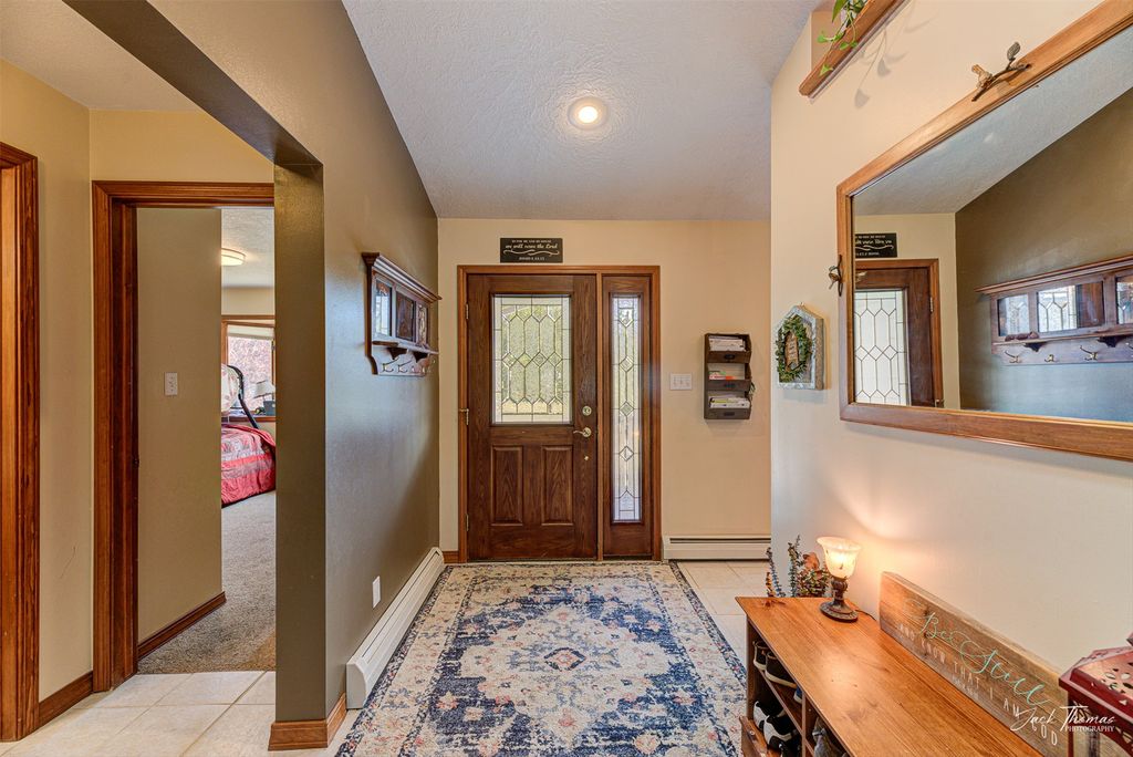Image 6 of property listing at 7 Forest Park Drive, Clancy, MT 59634