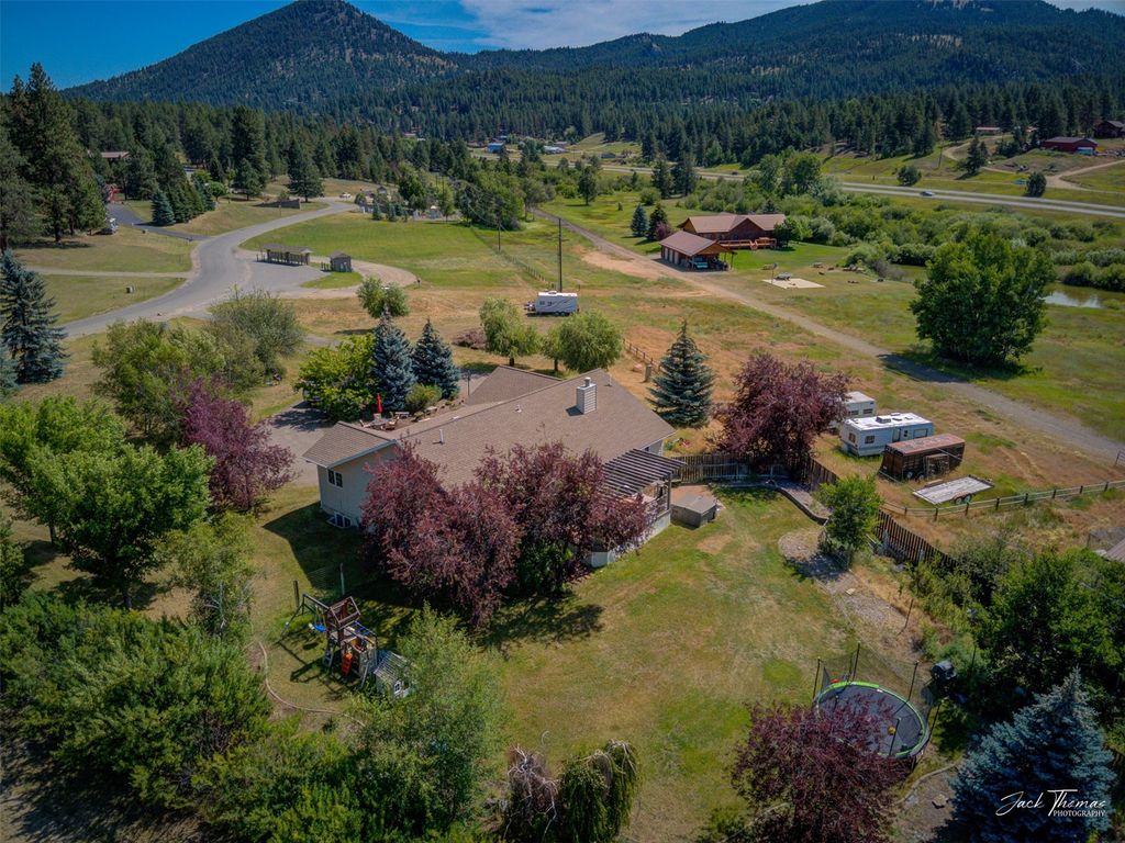 Image 66 of property listing at 7 Forest Park Drive, Clancy, MT 59634