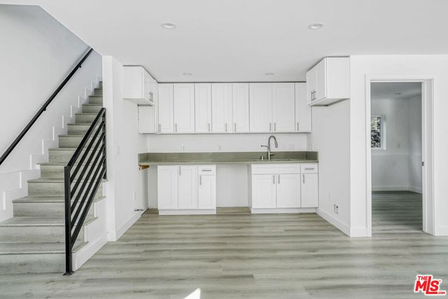 5107 Crenshaw Boulevard, Los Angeles, CA 90043