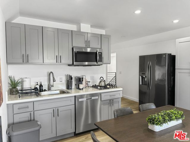 5107 Crenshaw Boulevard, Los Angeles, CA 90043