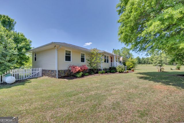 1700 Aqua Road, Madison, GA 30650
