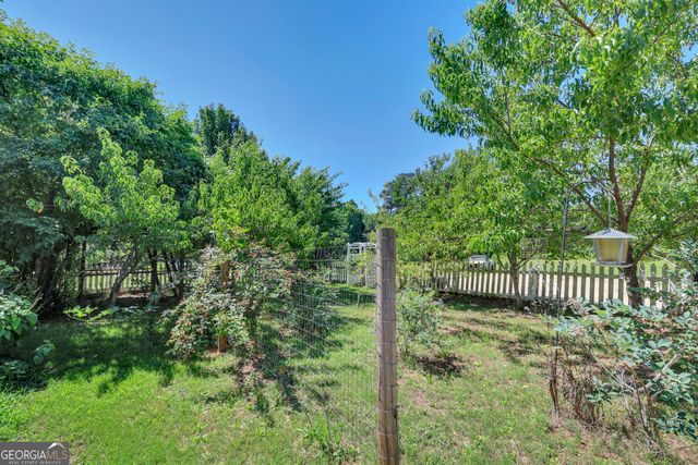 1700 Aqua Road, Madison, GA 30650