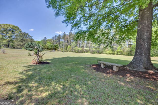 1700 Aqua Road, Madison, GA 30650