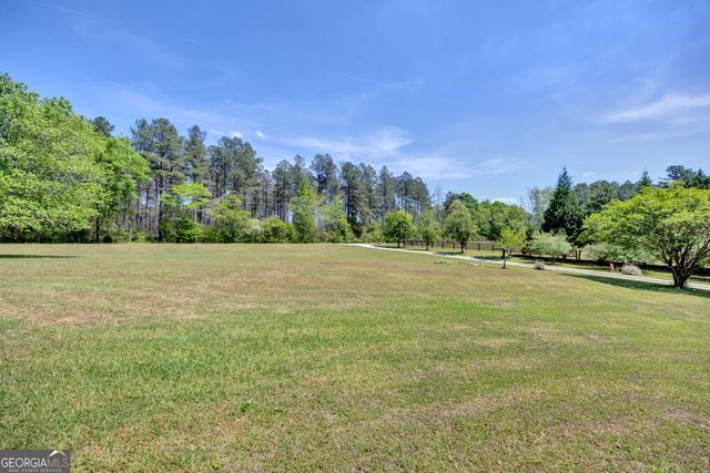1700 Aqua Road, Madison, GA 30650