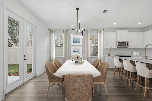 412 W PARIS STREET, Tampa, FL 33604