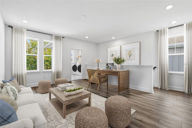 412 W PARIS STREET, Tampa, FL 33604