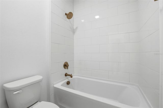 412 W PARIS STREET, Tampa, FL 33604