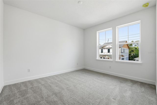 412 W PARIS STREET, Tampa, FL 33604