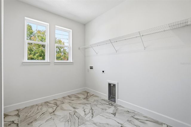 412 W PARIS STREET, Tampa, FL 33604