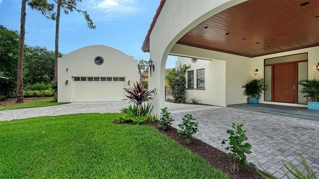 360 N POINT ROAD, Osprey, FL 34229