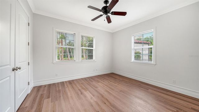 360 N POINT ROAD, Osprey, FL 34229