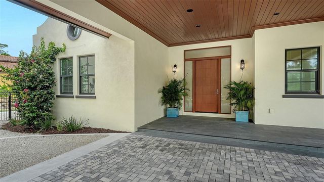 360 N POINT ROAD, Osprey, FL 34229