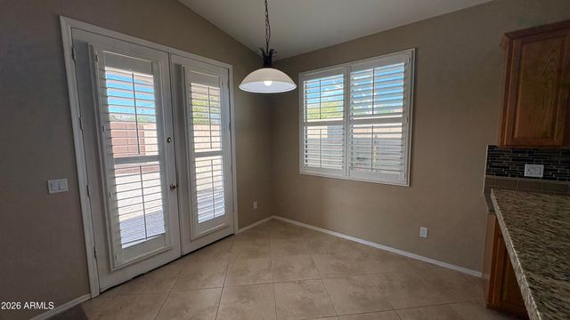 16953 W LIMESTONE Drive, Surprise, AZ 85374
