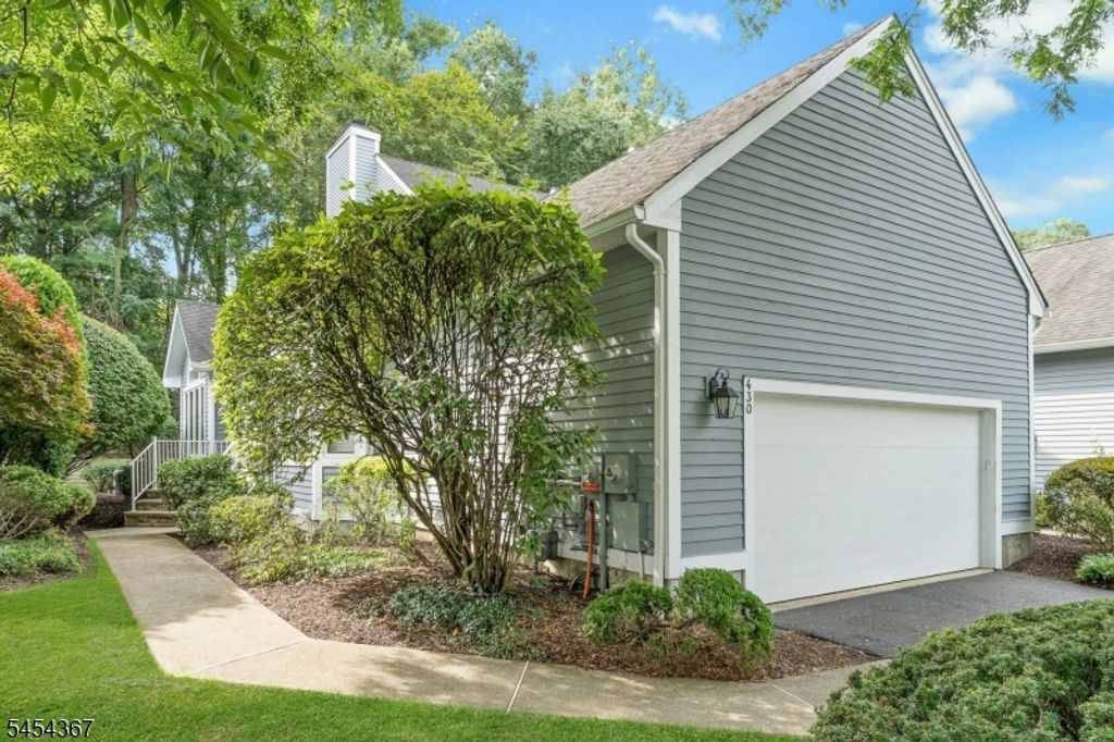 430 Windham Ct, Wyckoff Twp., NJ 07481 — photo 5