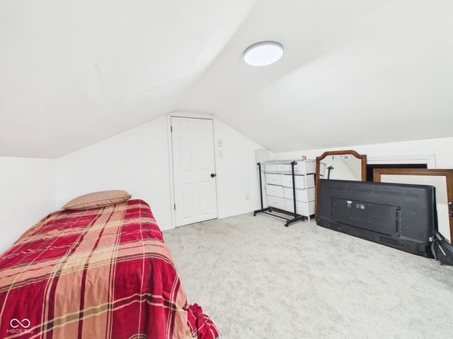 8480 S Honey Creek Road, Muncie, IN 47302