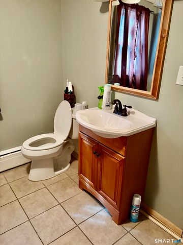 40 Robert Street, Waterbury, CT 06710