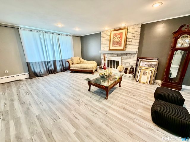 40 Robert Street, Waterbury, CT 06710