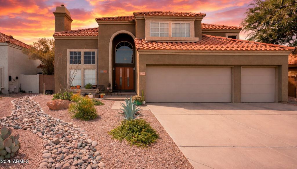 Image 2 of property listing at 1591 W JASPER Drive, Chandler, AZ 85224
