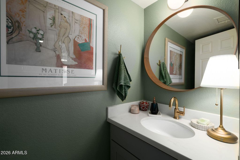Image 22 of property listing at 1591 W JASPER Drive, Chandler, AZ 85224