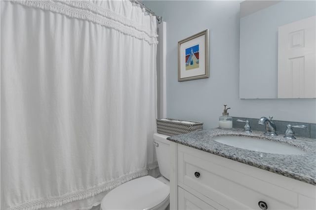 10 Read Avenue, Warren, RI 02885
