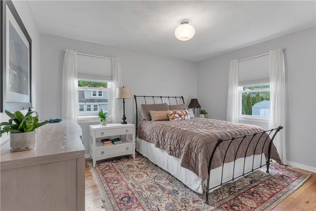 10 Read Avenue, Warren, RI 02885