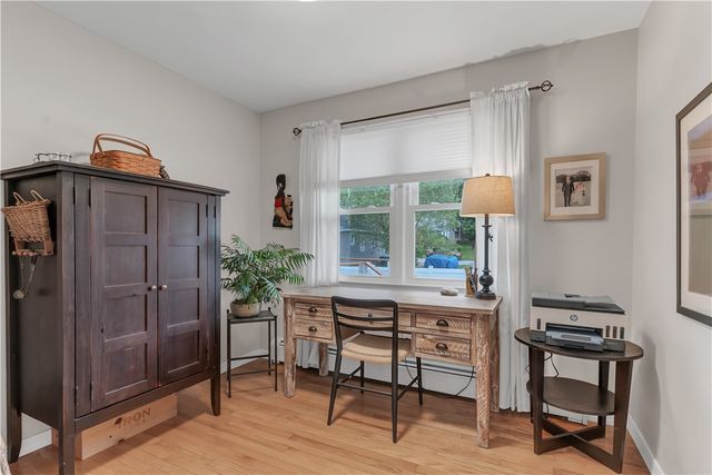 10 Read Avenue, Warren, RI 02885