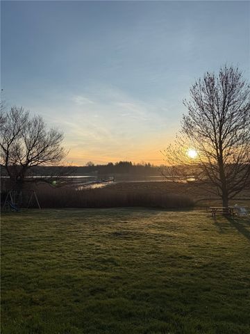 10 Read Avenue, Warren, RI 02885