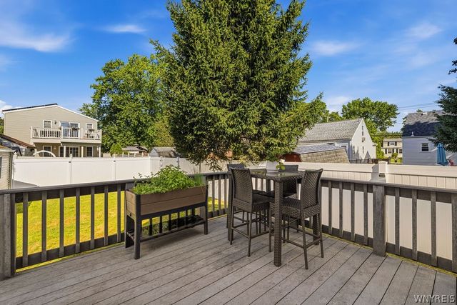 814 83rd Street, Niagara Falls, NY 14304