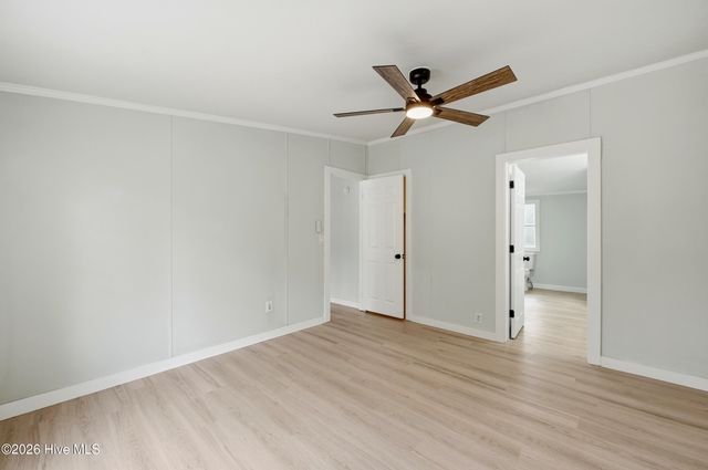 808 Wildwood Circle, Hampstead, NC 28443