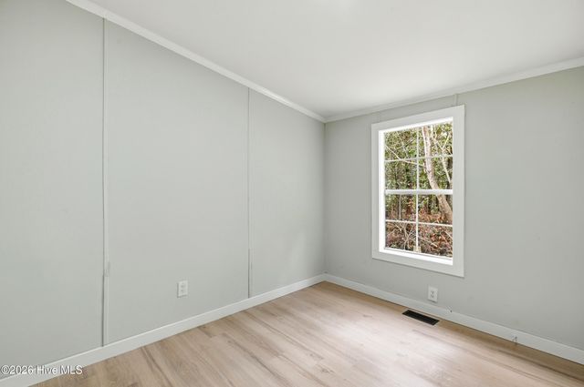 808 Wildwood Circle, Hampstead, NC 28443