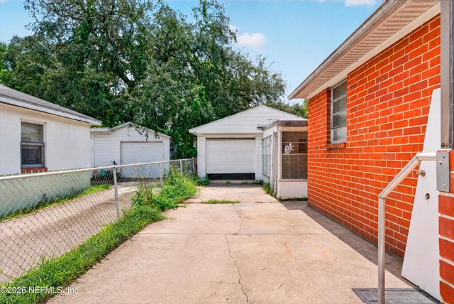450 E 46TH Street, Jacksonville, FL 32208