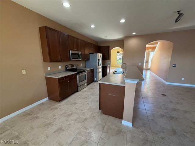 16511 Whispering Trace CT, Fort Myers, FL 33908