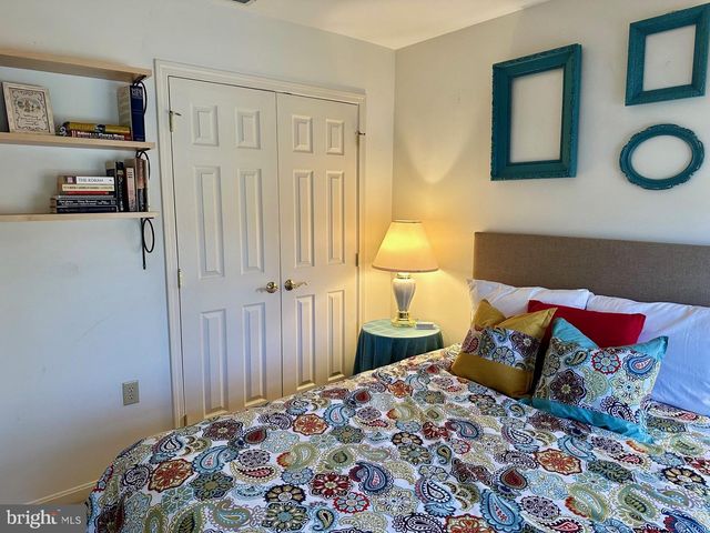 132 QUINCY AVE, State College, PA 16801