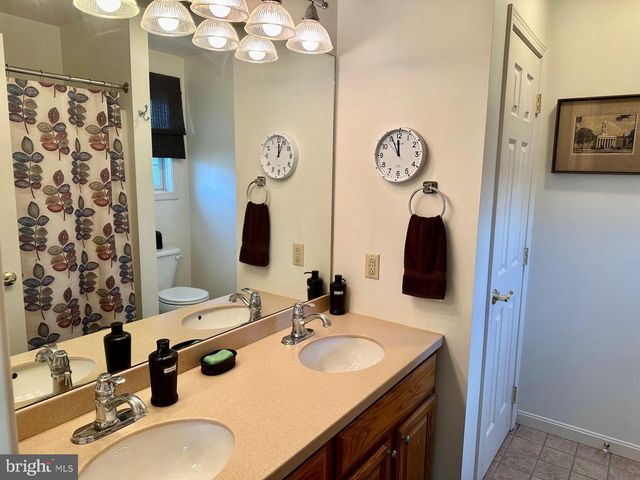 132 QUINCY AVE, State College, PA 16801