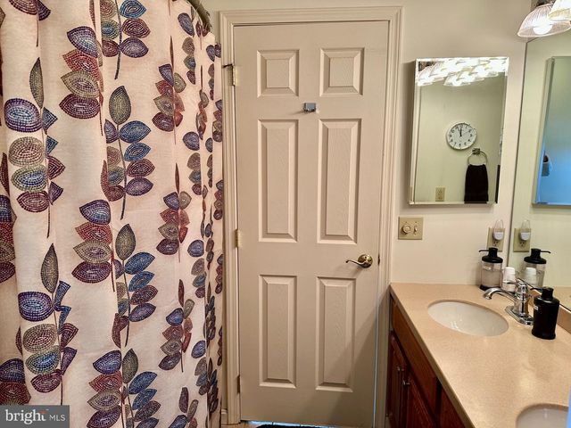 132 QUINCY AVE, State College, PA 16801