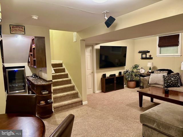 132 QUINCY AVE, State College, PA 16801