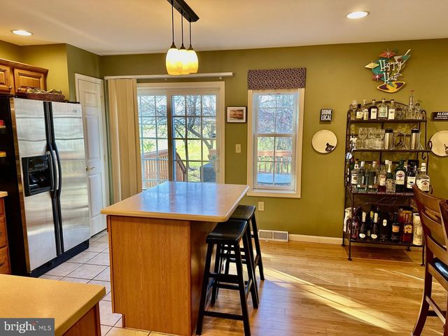 132 QUINCY AVE, State College, PA 16801