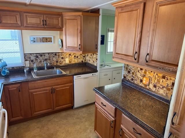 251 SOUTHWINDS DRIVE, Sarasota, FL 34231