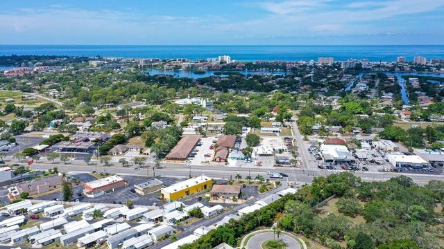 251 SOUTHWINDS DRIVE, Sarasota, FL 34231