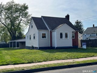 25 Ann Street, East Hartford, CT 06108