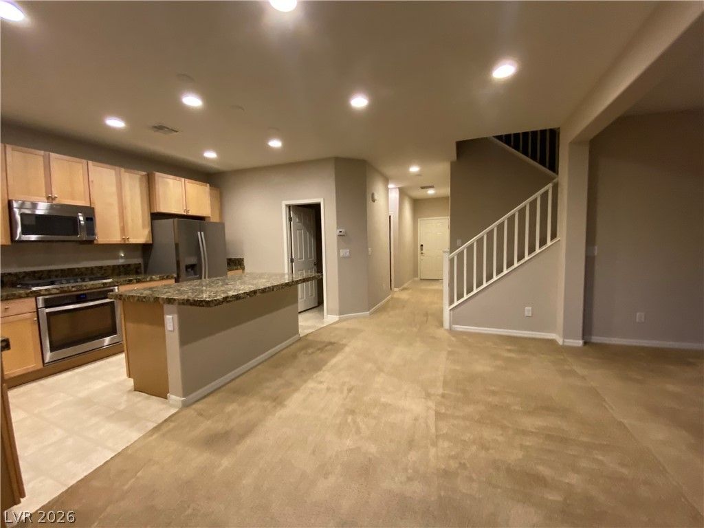 8065 Ancient Oaks Avenue, Las Vegas, NV 89113 — photo 4